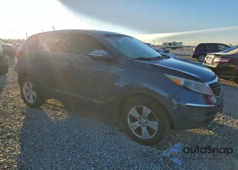 2013 Kia Sportage Lx z USA, uszkodzony, nr VIN KNDPBCA25D7470435